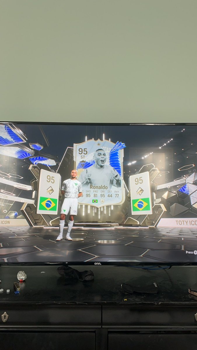 Trojan_Man26's tweet photo. @FUTCoinShop https://t.co/tIMzdMxWGR