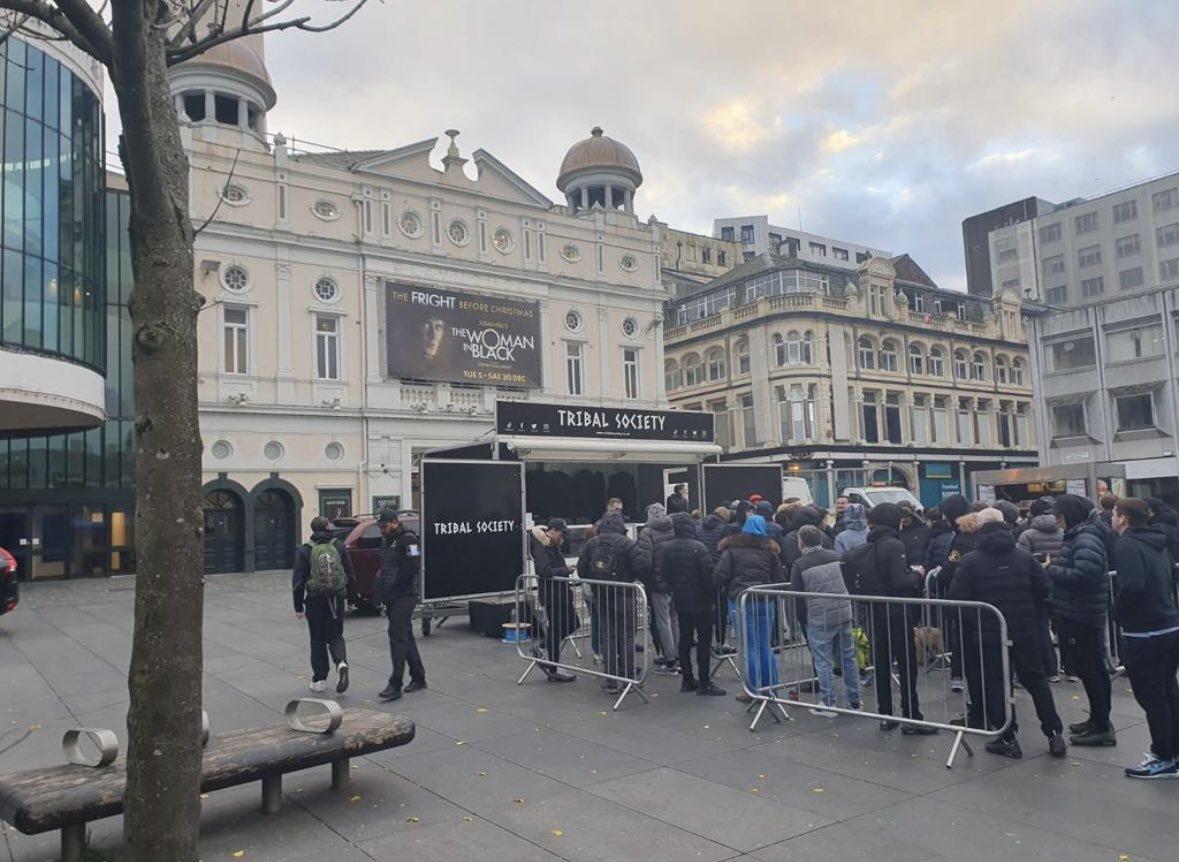 Our rechargeable LED lights offer a sustainable solution for promoting at night if required, without the hassle of a generator or power supply 💡 as shown in this <a href="/tribal/">Paul Lin</a>.society pop up shop which went down a storm - look at those queues! 

#popupshop #tribalsociety #promotion