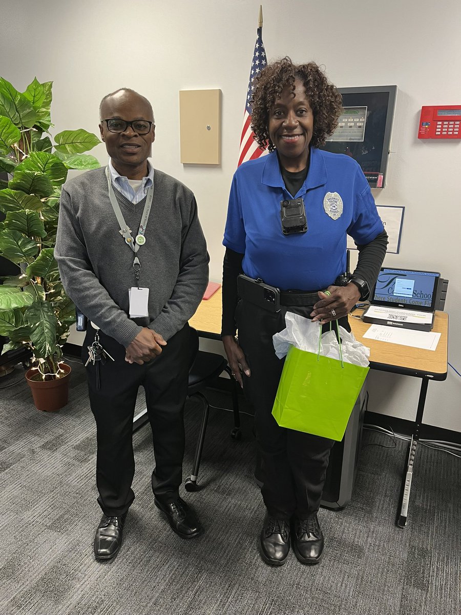 Happy School Police Day! Officer Johnson and CSA Redwine keep our building safe and maintain positive relationships with students, staff, parents, and community. @FultonCoSchools @FCSSuptLooney @FultonZone6 @RiverTrailPTO