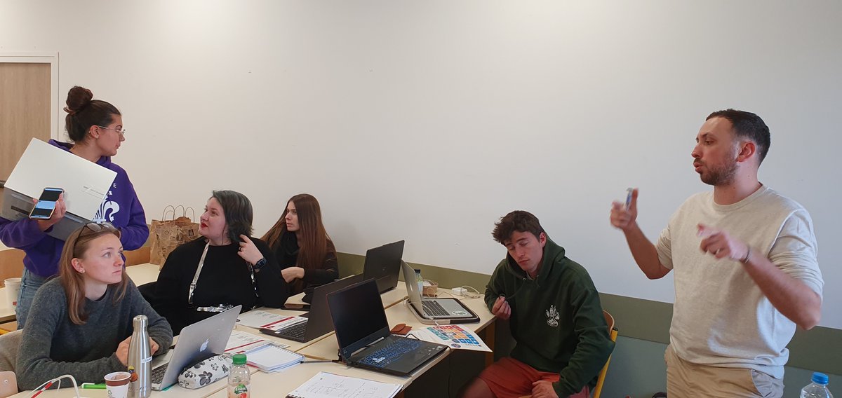 hydro_corsica's tweet photo. 4 équipes corses du M1 Sciences de l'Eau @UnivCorse participent au #Hackathon4Future #UNESCO. 48 heures pour trouver une solution innovante sur le thème #eau #crises et #resilience !!! Bon courage à tous, la concurrence est rude plus de 400 participants. Forza Università ! https://t.co/T8jBJ5ACtb