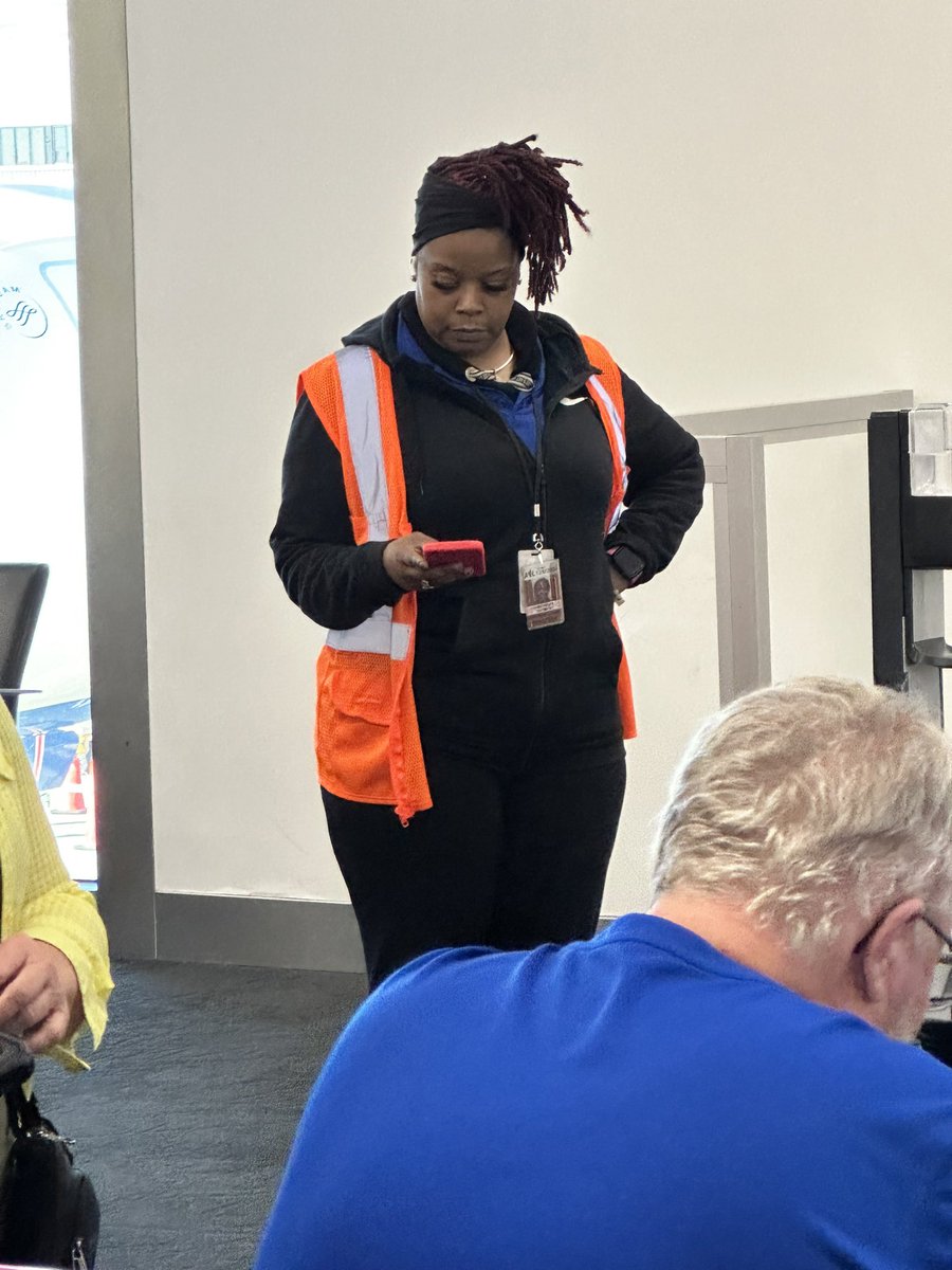 Why we are late… LAZY workers <a href="/Delta/">Delta</a>