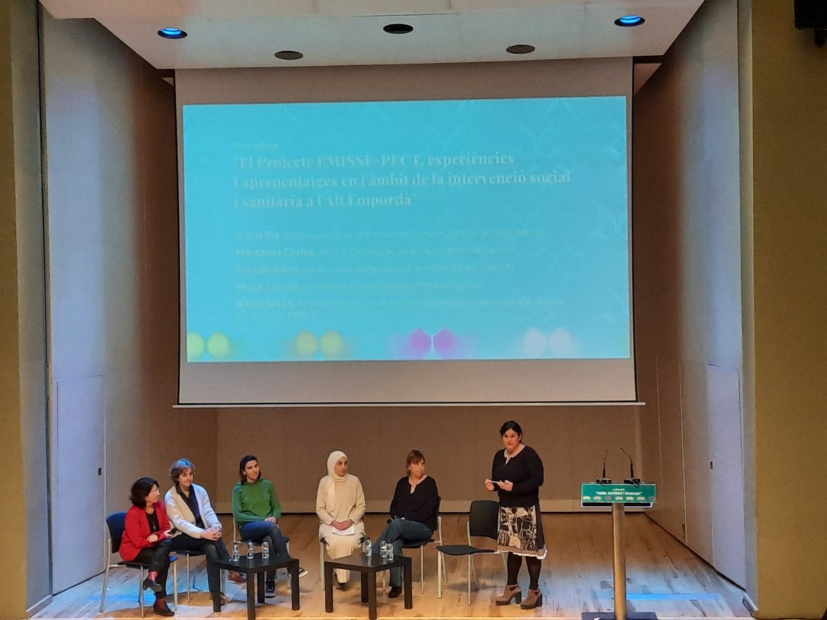 Avui  2a Jornada Salut, Territori i Benestar organitzada per <a href="/AltEmpordaIN/">Inclusió Alt Empordà</a> <a href="/CCAltEmporda/">Consell Comarcal de l'Alt Empordà</a> i <a href="/ajfigueres/">Ajuntament de Figueres</a> Hem compartit taula rodona amb professionals i hem explicat servei mediació comunitària <a href="/HospiFigueres/">Fundació Salut Empordà</a> , un servei indispensable per millorar l'atenció i la salut comunitària