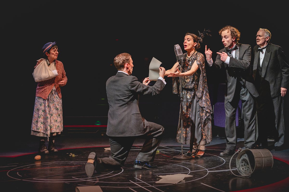 The Hitmix 107.5 FM (@thehitmix) on Twitter photo 'A Leap in the Dark' <a href="/NewVicTheatre/">New Vic Theatre</a> We loved it ... I wonder what @suzanne_ahmet and <a href="/MrPerryMoore/">Perry Moore</a> think about the play, the theatre and us audiences! Want to find out? .... click on the link. Thanks both, lovely to see you.
thehitmix.co.uk/2024/02/15/a-l⦠'A Leap in the Dark' <a href="/NewVicTheatre/">New Vic Theatre</a> We loved it ... I wonder what @suzanne_ahmet and <a href="/MrPerryMoore/">Perry Moore</a> think about the play, the theatre and us audiences! Want to find out? .... click on the link. Thanks both, lovely to see you.
thehitmix.co.uk/2024/02/15/a-lā¦