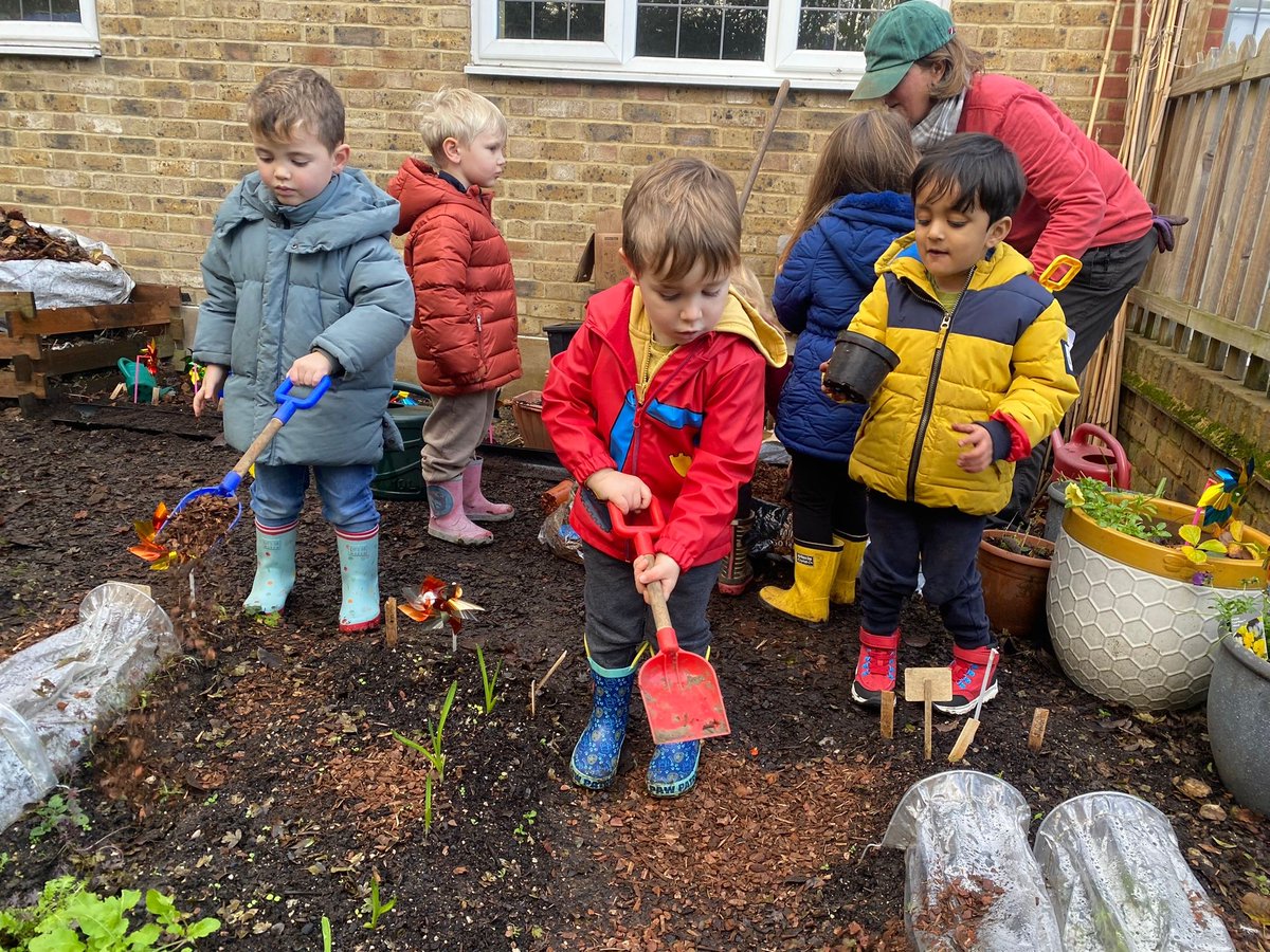 Stepping Stones Nursery turned a neglected plot into a much-loved garden. As well as learning to sow, plant, water and harvest, the children are developing other skills along the way such as taking turns, following instructions and respecting nature. schoolgardening.rhs.org.uk/News/News-resu…