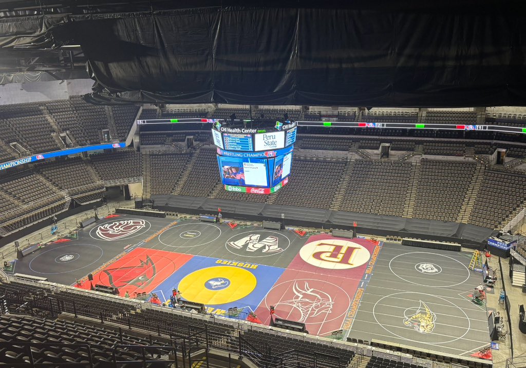 Cardinal Wrestling tweet media