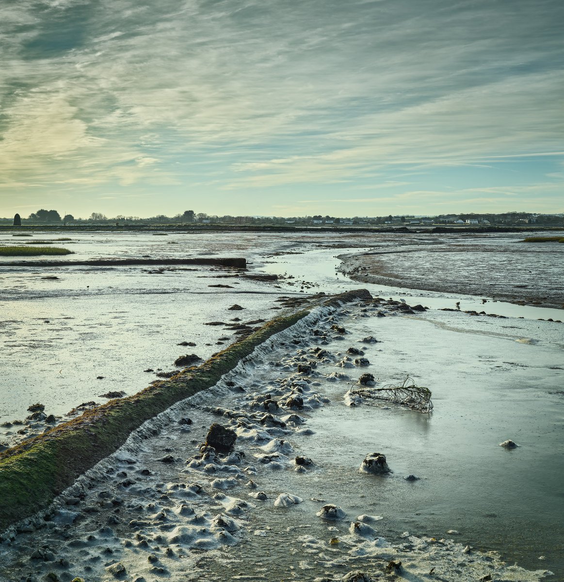 I captured this image of the #Boyne Estuary at Baltray a few weeks ago on a lovely frosty winter’s morning. The estuary just glistens during the winter months. Every day it seems different but always beautiful.

#beachphotography #irishbeaches