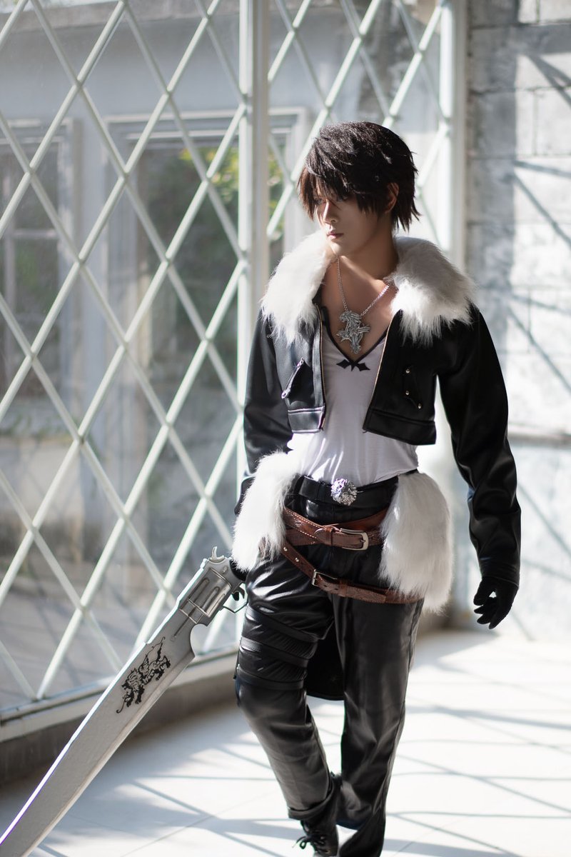 GusgusCos's tweet photo. Character : Squall
DISSIDIA FINAL FANTASY
Cosplayer : GusGus Cosplay
Photographer : ตา เฉย
I hope fans of Final Fantasy VIII will like it for my cosplay.
Thank you for your Like, Share and follow
#FinalFantasyVIII #Squall #FinalFantasy #cosplayer  #FFVIII #Squall https://t.co/tLxZv2fXTk