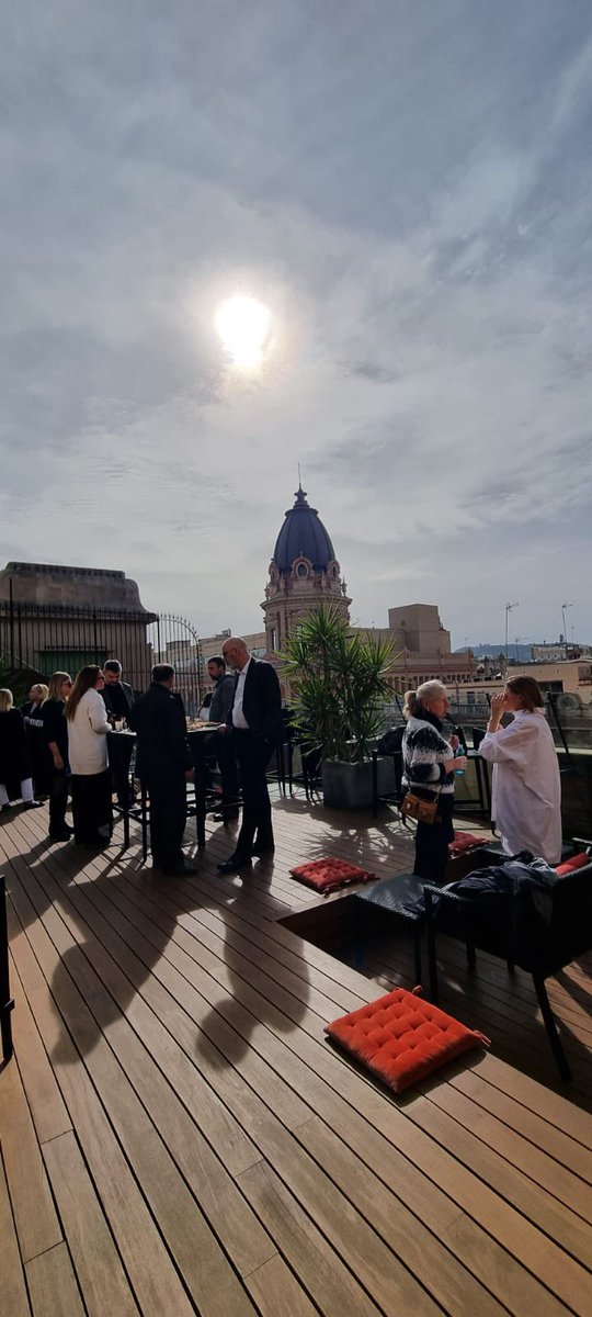 NETWORKIA Business Center tweet media