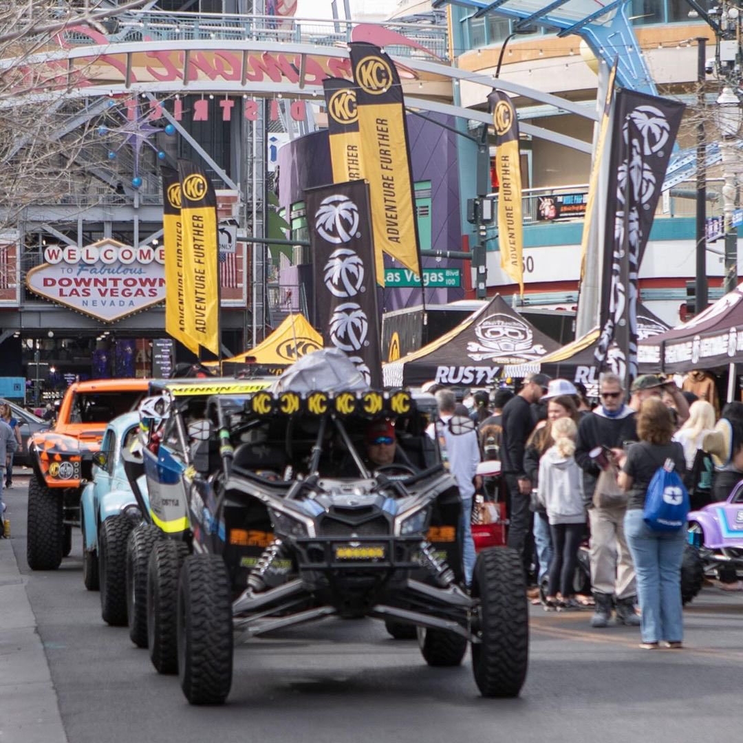 CityLuxeLife's tweet image. Las Vegas!  The @BFGoodrichTires Mint 400 Off-Road Festival returns to Fremont Street on Thursday, March 7th.  Come check out over 100 off-road companies and 400+ trucks, buggies, UTV’s and motorcycles.  The festival is free, no tickets needed.  TheMint400.com/spectating #Mint400