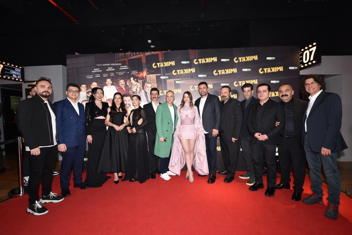 “C TAKIMI” galası ParibuCineverse Kanyon’da gerçekleşti “Sinema adına aradığın her ne varsa…”#cgvmarsmedia #film #sinema #cinema #movie #sinemagüzeldir #sinemareklamı #muratakkoyunlu