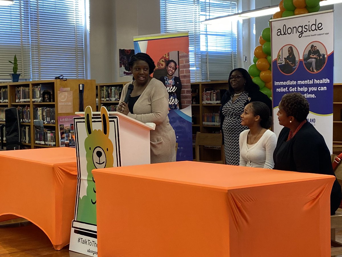 advocate_1's tweet image. Thrilled to welcome CCS Communications &amp;amp; Family Engagement &amp;amp; Student Support Services as we launch the 'Alongside App'! Huge shoutout to our amazing school teams—Custodians, Office staff, Ms. Fulcher, Mrs. Williams, &amp;amp; Ms. Jicha—for creating a welcoming environment! Go, Knights!