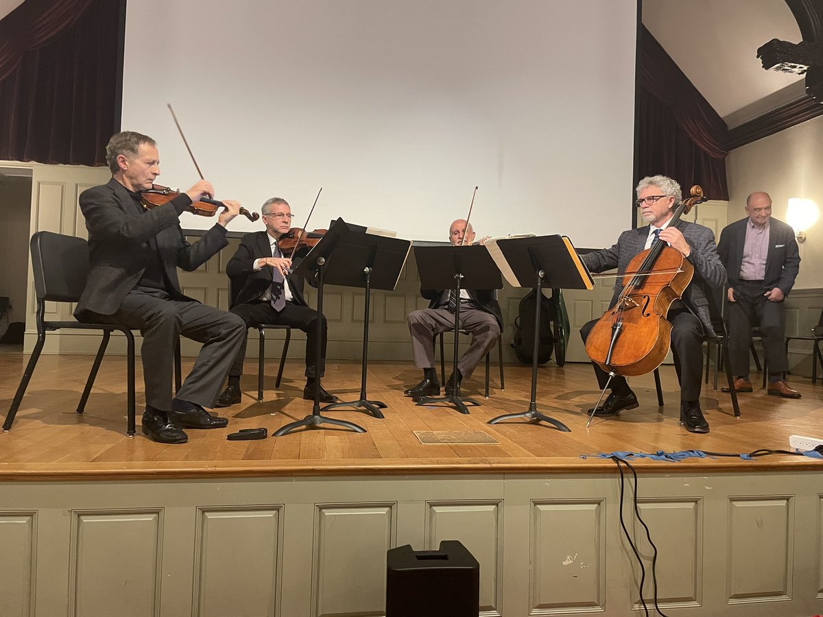 afierrog's tweet photo. Muy grato darle la bienvenida al Cuarteto Latinoamericano a su residencia artística en el Conservatorio de Boston en Berklee, que inició con Mexico a Cultural Journey con @BJuarezBoston @saulbitran https://t.co/jhKE395vKo