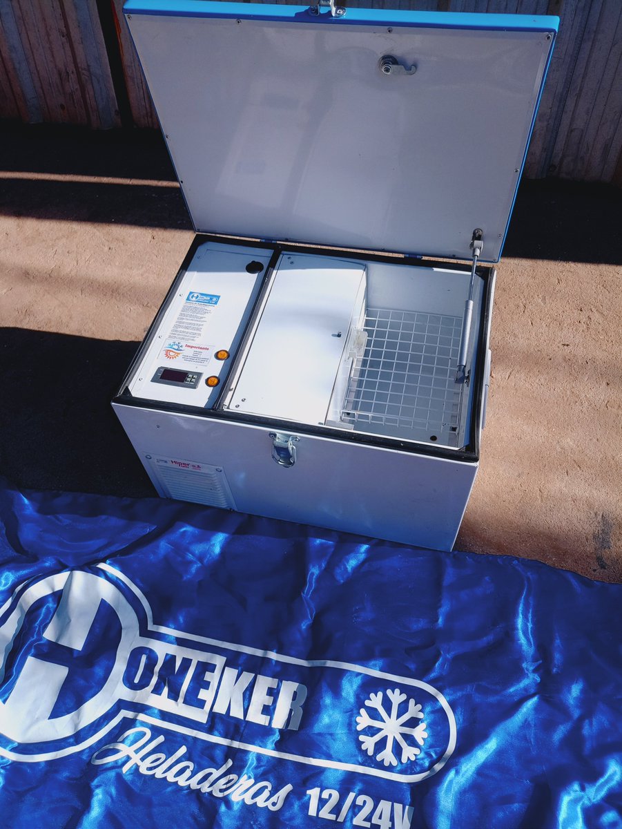 JHoneker's tweet photo. @therealbuni Mientras tanto en Córdoba algunos hacemos las cosas bien, por ejemplo fabricando la mejor heladeras portátil para camión y motorhome del mercado única con Motocompresor LG. Whatsapp +54 9 3564522671 https://t.co/N2IEXzjOku