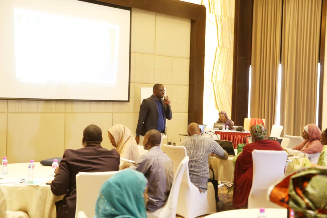 wphfund's tweet photo. Exciting news coming from Niger, where @unwomenNiger recently hosted a dynamic launch event for 9⃣ new @wphfund partners working on conflict prevention &amp; resolution.

Thanks 4 inviting these orgs 2 present their projects &amp; 2 discuss the need 4 women's engagement in peacebuilding. https://t.co/oHc7GLoXfI
