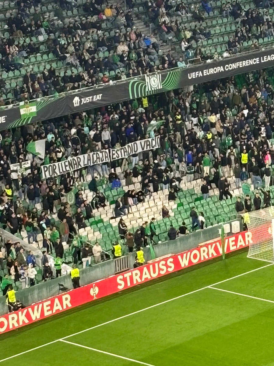 Esto es lo que hay hoy después de una vergüenza UEL, exprimir al socio y como dicen los <a href="/GolSur1907/">GOL SUR 1907</a> hacer caja!! Y después presumís de aficion....vamos mi Betis!!