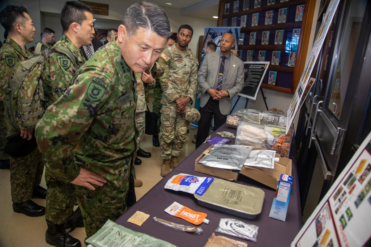 SCoE_CASCOM's tweet image. This week, #CASCOM hosted Lt. Gen. Kizuki Ushijima, Japanese Ground Self-Defense Force (JGSDF) Material Control Command commanding general, and Maj. Gen. Kazushi Ueno, director general of JGSDF Ground Staff Office G-4.

#SupportStartsHere #BeAllYouCanBe