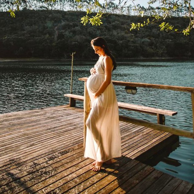 ParentingQ's tweet photo. 👉🏼Stay active:  Do atleast 20-25 minutes of light exercise, brisk walking or yoga everyday

👉🏼Get some sun:  Sunlight helps body manufacture Vitamin D, which is essential for your baby’s bone development

👉🏼Aim to get 30 min to an hour of sun exposure a day

#pregnancy #parenting https://t.co/bBuXRs0NkP
