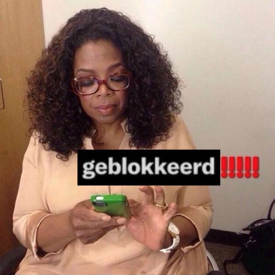 oprah winfrey geblokkeerd ‼️‼️‼️ (blocked black lady woman on her phone blocking  block meme reaction blocks telephone smartphone mobile typing tapping tap)