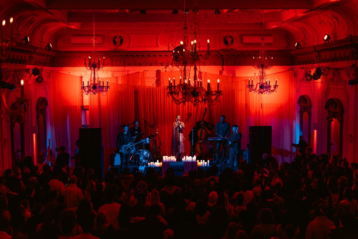 Huge congratulations are in order for the one and only <a href="/SophiaThakur/">speak on it</a>! ❤️‍🔥

Sophia sold out her 3rd headline show in 6 months, performing a night of ‘Love Languages’ at Bush Hall last weekend! It was a gorgeous night and we can’t wait to start thinking about the next one… 🌟