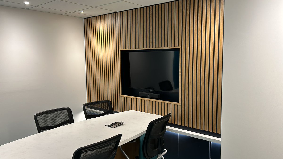 The HCE offices have had a makeover and the result couldn’t be better. The office refurbishment was completed over a 4 weeks. This undertaking involved the collaborative efforts of our design and installation teams, working together seamlessly to support the entire process.