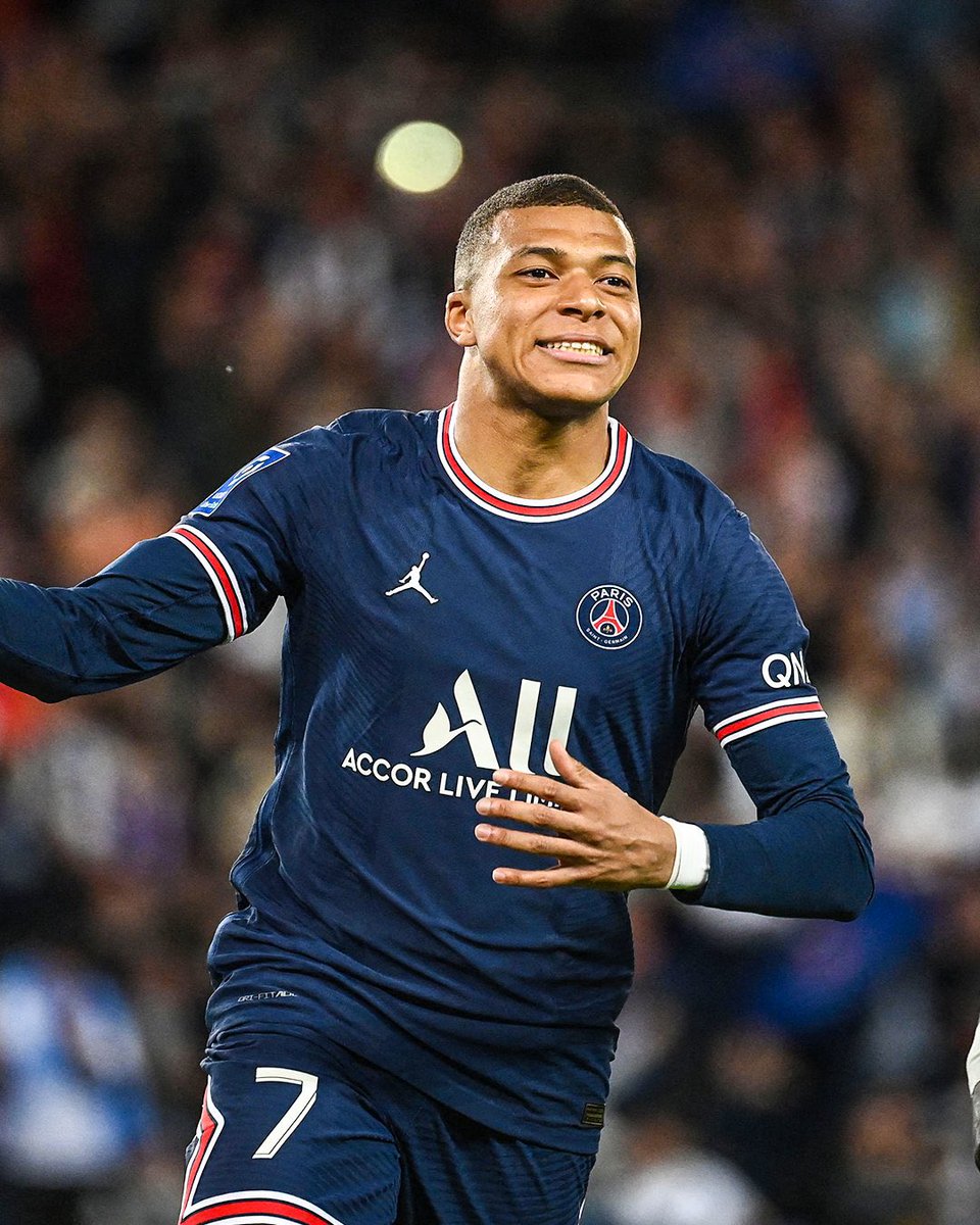 🚨🚨 BREAKING: Kylian Mbappé has now informed PSG president Nasser Al Khelaifi that he will LEAVE the club as free agent. The terms of the departure are yet to be fully agreed but he will LEAVE Paris in the summer — Kylian has yet to fulfil his commitments to the club.