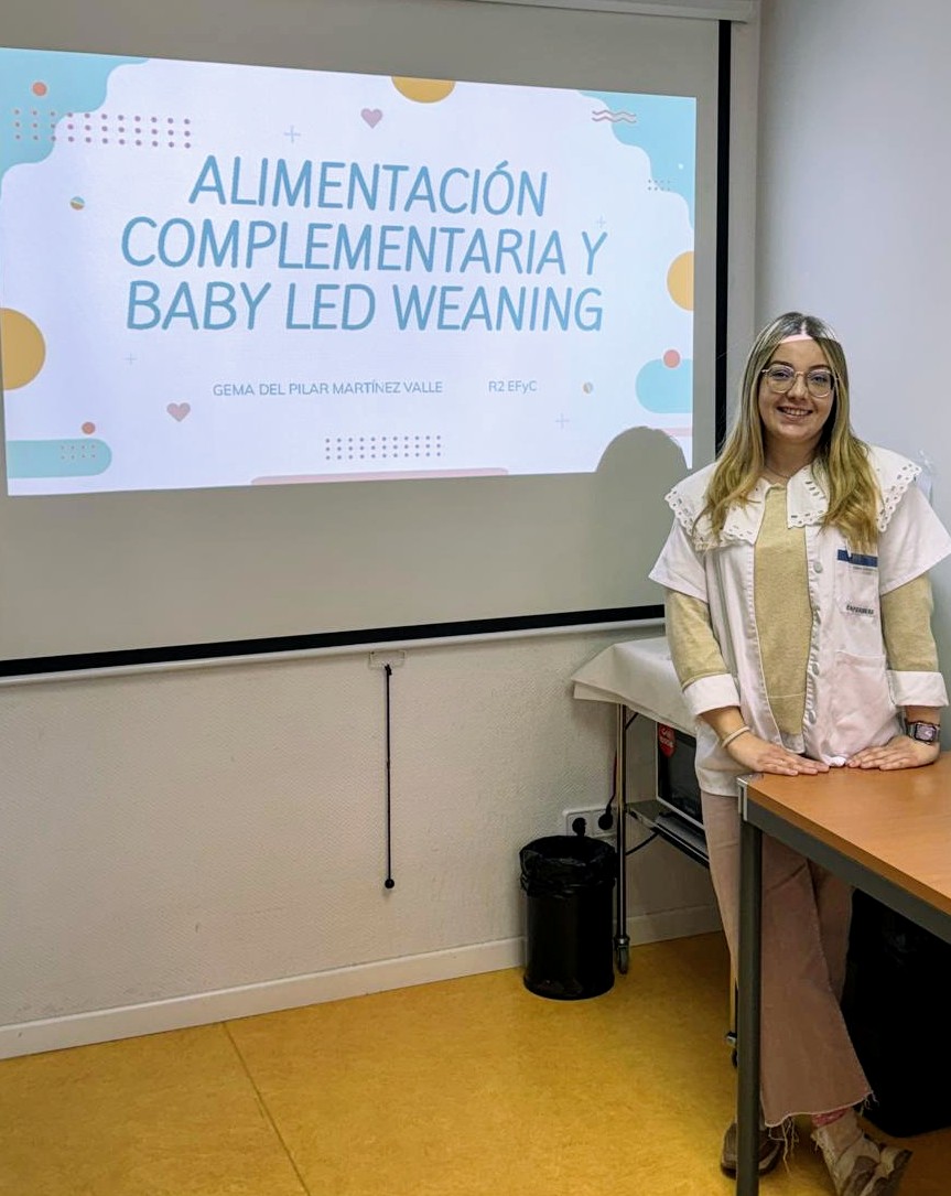 sandiegoenlared's tweet photo. 🔝Lo prometimos👌:
Nuestras EIR Gema Mtez yCarmen, y enfermeras especialistas en pediatría Ángeles Gómez y M. José Miras hablan con las mamás:
#alimentación, #BLW
#vacunas, revisión del #NiñoSano
#CuidadosBasicos #PrevenciondeAccidentes
#infeccionesrespiratorias y #fiebre 🙌👏 https://t.co/3s83L9Vctw