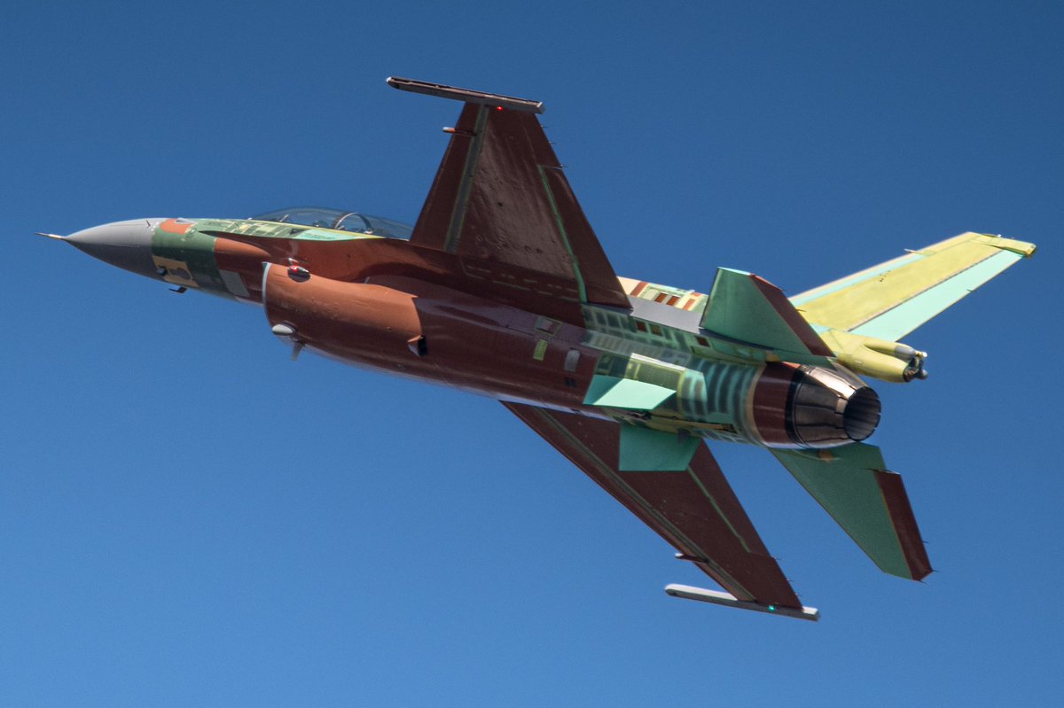 ntoweraviation's tweet photo. The Slovakian second f16 Block 70 flew today! All photos by me. (ntower.aviation on instagram.) @blocksixtynine @LMNews @LockheedMartin @TheAviationist @Aviation_Intel @Militarydotcom #f16 #lockheedmartin #fighterjet https://t.co/DhyCWAFUh8