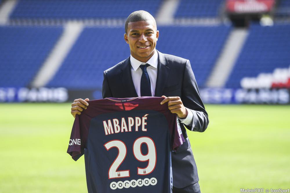 FabriceHawkins's tweet photo. Après 7 saisons Kylian Mbappé va quitter le Paris Saint-Germain

Meilleur buteur de l’histoire du club 💫 🔴🔵

C’est la fin du feuilleton ✅ https://t.co/grkoYBngwc