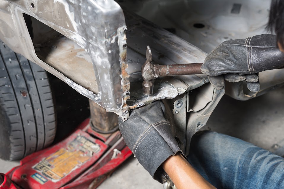 Grace_Body_Shop's tweet photo. Looking for somebody to take care of some auto body work? Let Grace Body Shop take care of it for you! https://t.co/bdLK0DrmtC #AutoBodyShop #AutoBodyRepair #AutoBodyWork #AutoBodyRepairService #AutomotivePainting https://t.co/oV1T0w0NiH