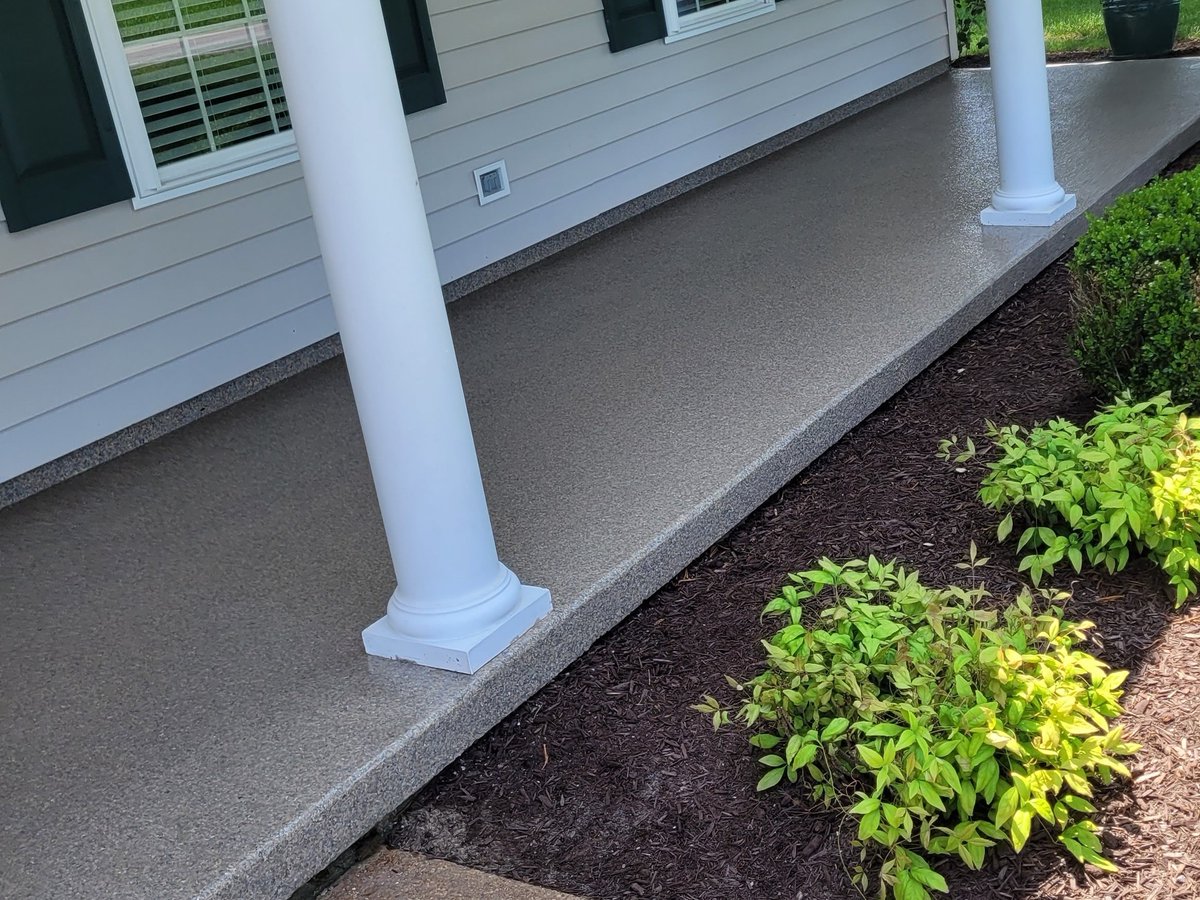GarageForceNMW's tweet image. 🌼 Spring is just around the corner! Don't miss out on the chance to transform your porch with our amazing concrete coating. 🏡✨ Say goodbye to cracks and stains and hello to a stunning outdoor space. Get ready to soak up the sun in style! ☀️😎 #SpringMakeover #GarageForceNMW