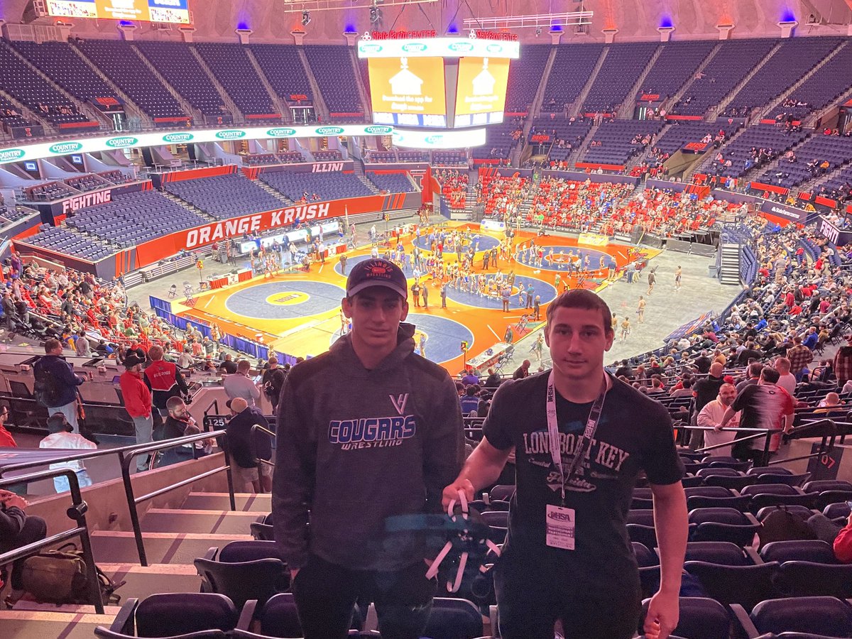 Ilya &amp; Dylan ready to get rolling at the state tournament! Best state series there is!! ⁦#CougarPride ⁦<a href="/VHHSAth/">VH Cougars</a>⁩ ⁦<a href="/CSL_Varsity/">CSL Varsity</a>⁩