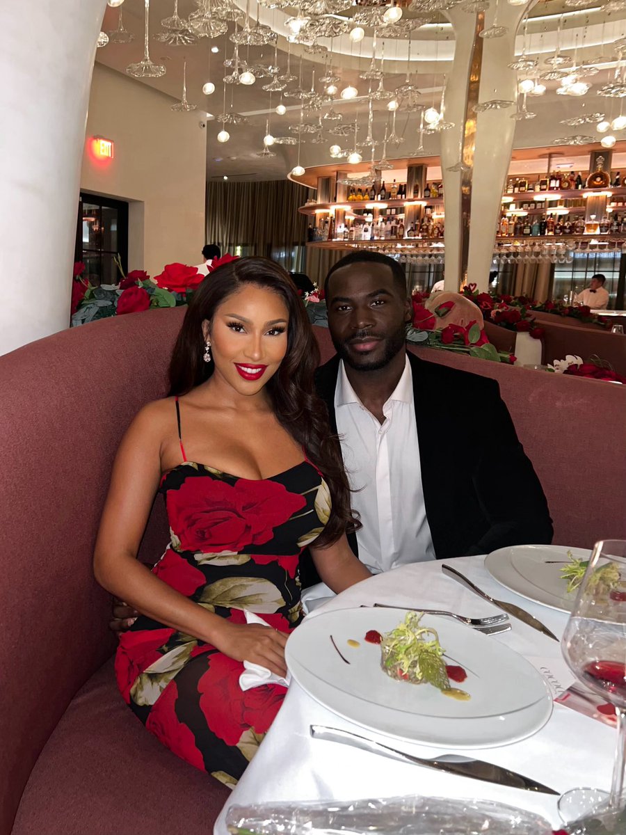 tayenaija's tweet photo. My Valentine though 👀😮‍💨🤤 https://t.co/ctyZmwR6au