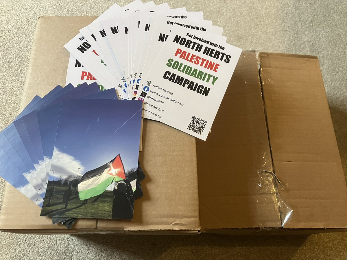 Thousands of wonderful new flyers, thanks to the generosity of a local printing firm! 

Ready to help us mobilise the overwhelming majority of voters who demand #ceasefireNOW &amp; all those in North Herts for whom Gaza is an election issue 🍉