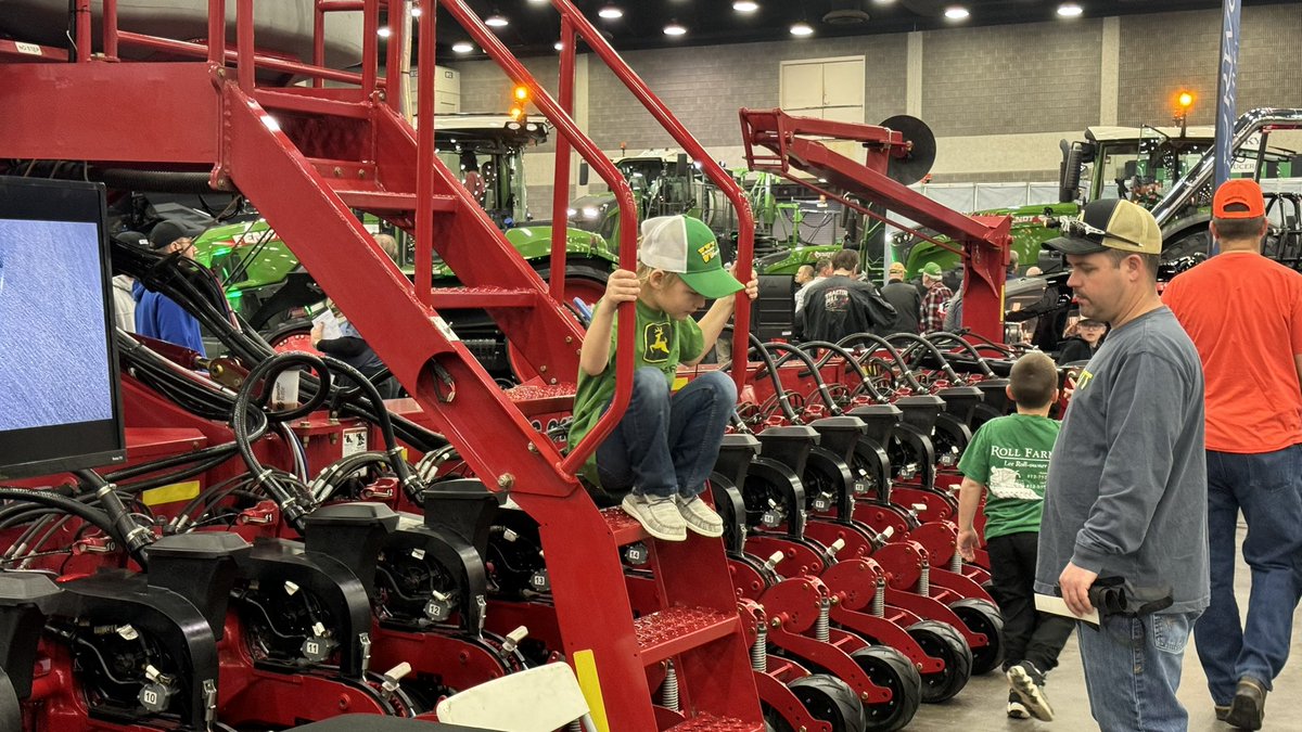 Kentucky’s electric cooperatives are proud of our legacy connection to the <a href="/KYNFMS/">National Farm Machinery Show</a>
With a goal of educating farmers about electricity on the farm, we helped organize the first show in a small tobacco warehouse in 1963. It evolved into the national show 3 years later. 
🚜 ⚡️ 💡
