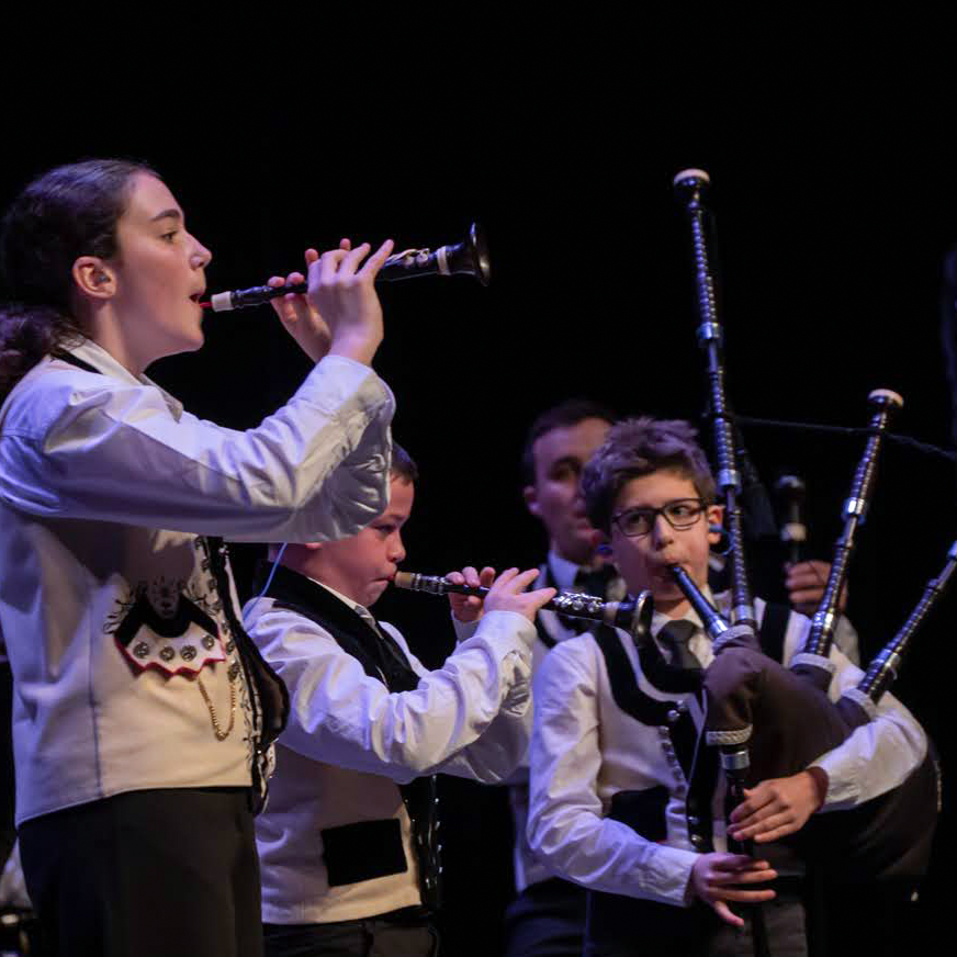 𝐐𝐮𝐞𝐥 𝐰𝐞𝐞𝐤-𝐞𝐧𝐝 𝐩𝐨𝐮𝐫 𝐥𝐚 𝐊𝐞𝐫𝐥𝐞𝐧𝐧 !  

Nag un dibenn sizhun evit Kerlenn Pondi !
facebook.com/kerlennpondiof…

Fotos : Guy Jégoux