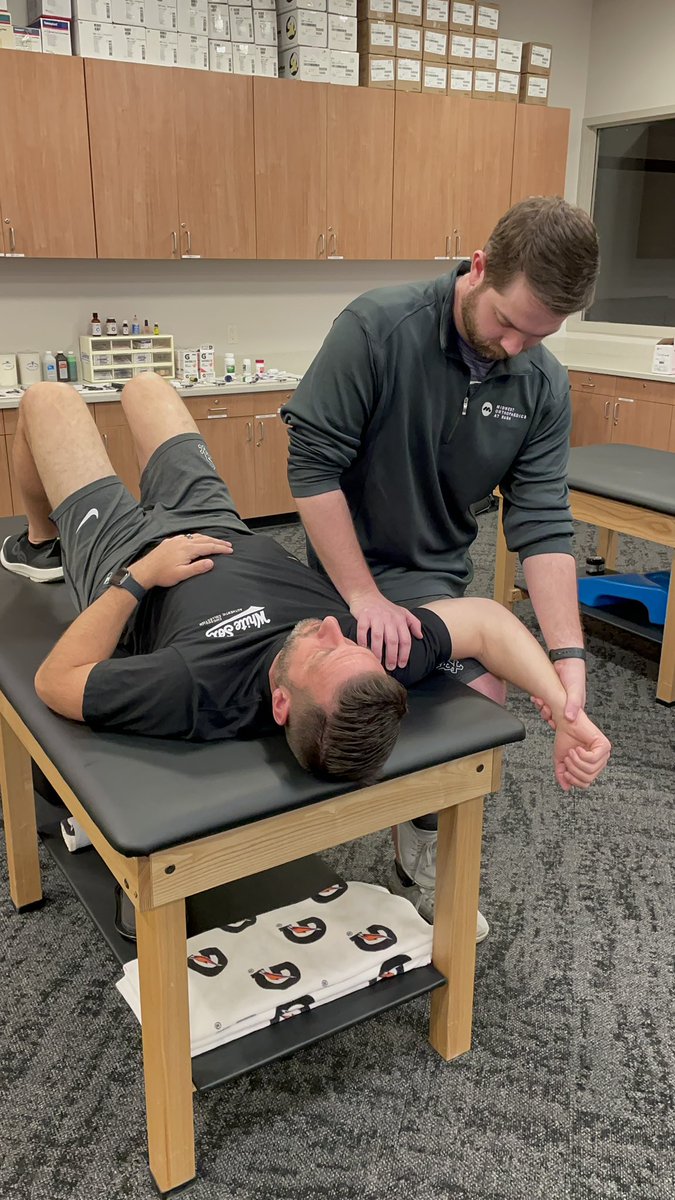 MOR_SportsPT's tweet photo. Physicals ☑️
Next up: moving from practicing manual skills to application with the guys! 

Pictured: resident @D_Coulter10 with @whitesox PT Brett Walker https://t.co/qY8HVKsgmX