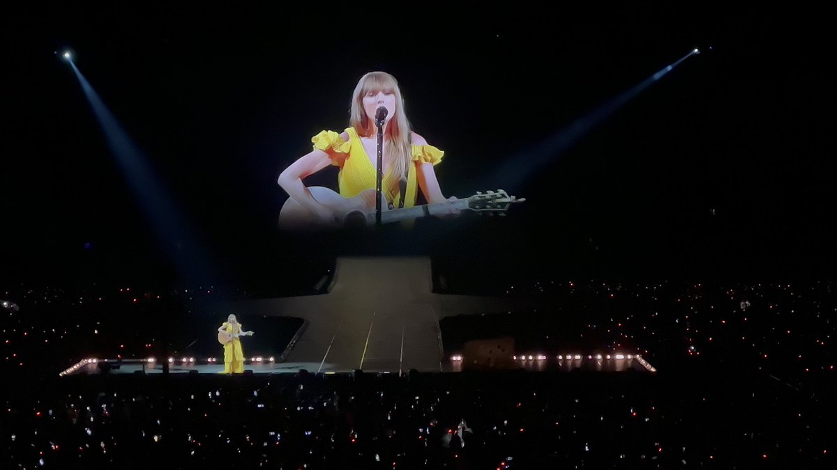 midoswift13's tweet photo. long story short i had a grand time😭 https://t.co/UbaXIAPUWT