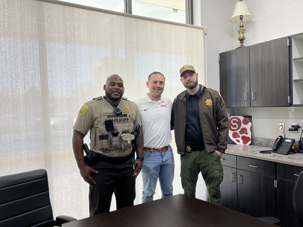 Saks High School wants to recognize Deputy Gordon and Deputy Richardson.  We are thankful for their support and helping keep our school and community safe!  They are the best!  #SROappreciation