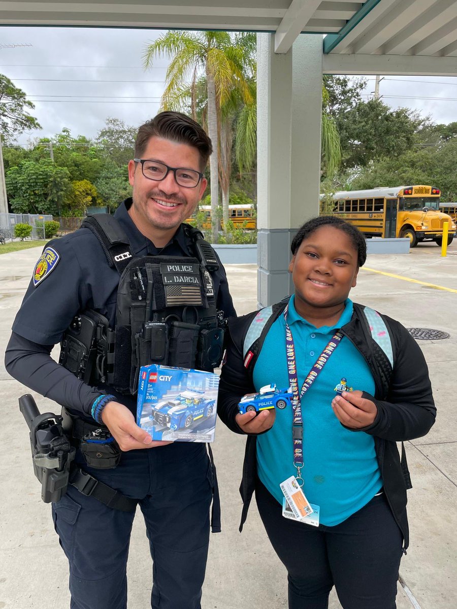 Fort Lauderdale Police tweet media