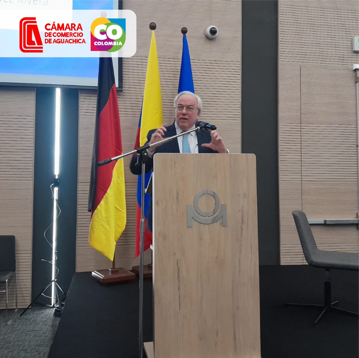 ccaguachica's tweet image. Hoy nuestra Presidenta Ejecutiva  la Dra. María T. Hernández P. y la Coord. de Promoción y Desarrollo Empresarial Yulieth Cáceres, asisten al evento #Modelodual  una estrategia para el mejoramiento productivo y la empleabilidad en 🇨🇴 👉youtu.be/E3GlTct6WT4

@Confecamaras