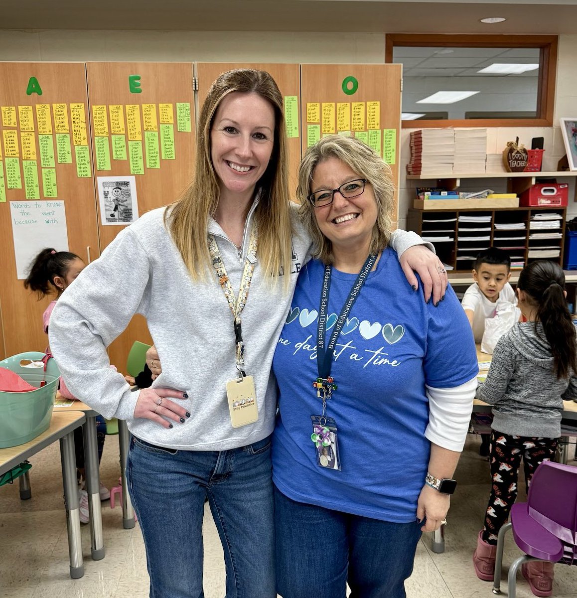 The Maple LMC team visited several elementary schools to deliver the book bundles that students made during our December event, The Art of Giving. 
#D30Learns
#D30Reads