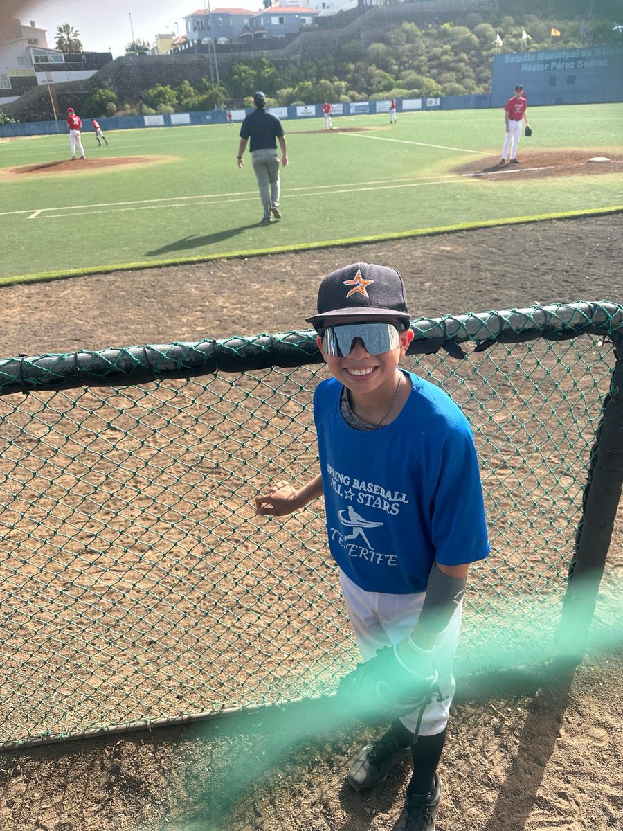 📢 La Spring Baseball All Stars se está celebrando en Tenerife del 12-21 febrero y reúne a los mejores prospectos ⚾ sub 15 y sub 18. 
🙌 Participan nuestros Astros: 
U15 Moisés Moreno y U18 Carlos Torres y Alejandro Castillo.
Qué gran experiencia personal y deportiva 💪🏼
