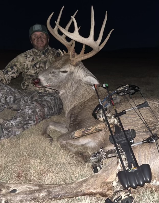 Eastmans' Hunting tweet media