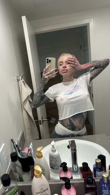 The morning after my first piss scene in America #pisswhore @Hookup_Hotshot_ @NadeNastyxxx @BryanGozzling<a href="/tag/pisswhore"class="tags"><span>#pisswhore</span></a>