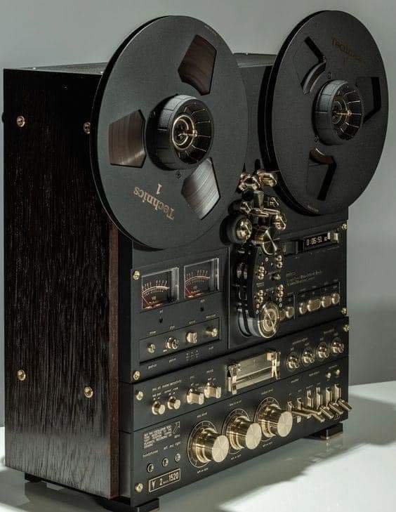 Vintage Audio Love on X: Technics RS-1520 Reel-to-Reel Tape Recorder  (1978-85)  / X