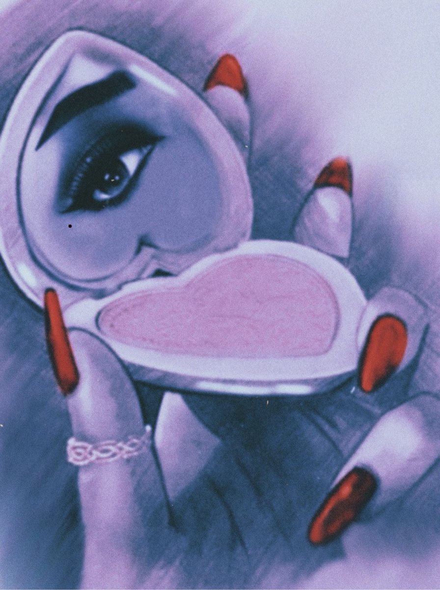 Momo 🖤 tweet media