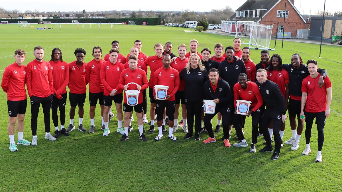 A massive thank you to the Men’s 1st Team for their generous donations to the PSA testing event at #cafc next week🥰If you haven’t already donated please do here 🙏 app.goodhub.com/barry-kilby-pr… #savinglives