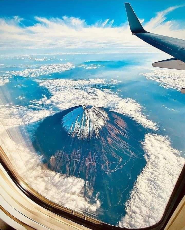 An amazing view of Mt.Fuji from plan

#kristinharila #mtfuji #mountian #BanIsraelFromSport