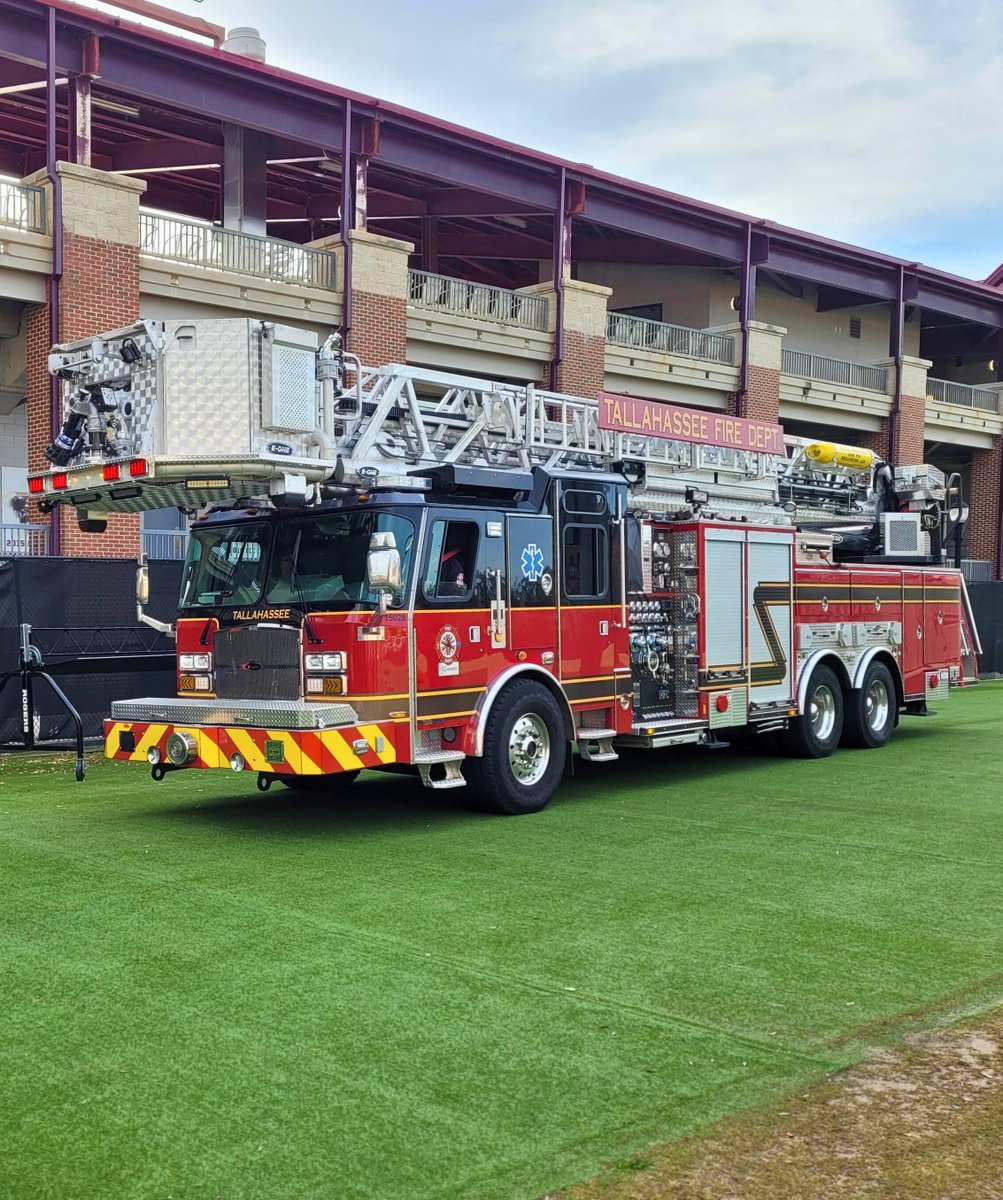 FSUFacilities's tweet image. It's a beautiful day for fire safety 🚒🏈🔥 @cotfire and Facilities Building Code conducted a fire lane access test for the Dunlap Practice Center north of the sod cemetery last week.
#BuildingExcellence #FSU #BuildingCode #CityofTallahassee #COTFire #FireLane