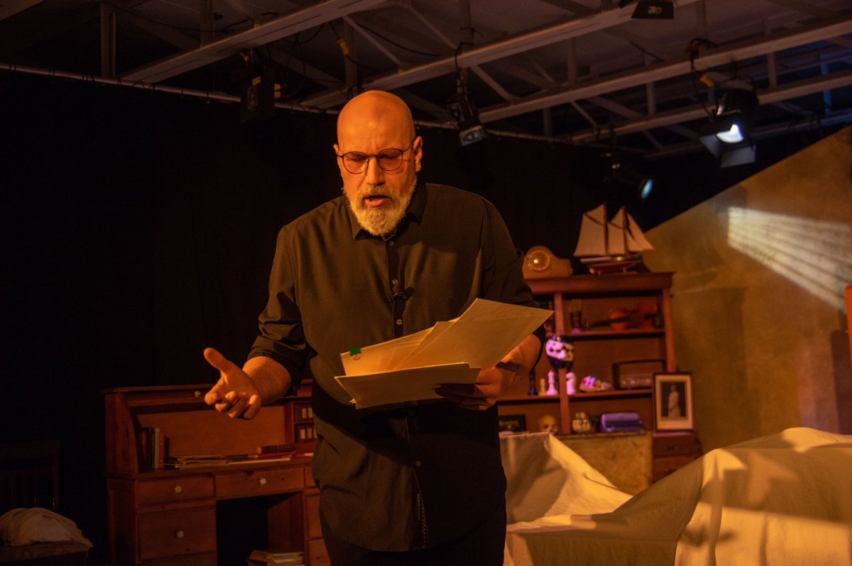 expthegift's tweet photo. “It’s an Amazing show. So clever, entertaining and thought-provoking! Robert Lamar has such a captivating presence on stage.” ~ Wendy P.

For performance dates and ticket information visit: https://t.co/aIOheGcYw0. 

#ExperiencetheGift #ExptheGift #HalifaxTheatre #RobertLAMAR https://t.co/qrqXXXTXMZ